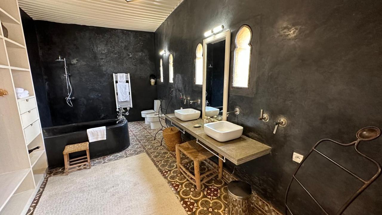Riad Laaroussa Fes Luaran gambar