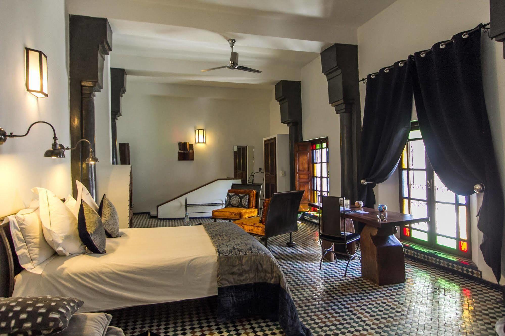 Riad Laaroussa Fes Luaran gambar